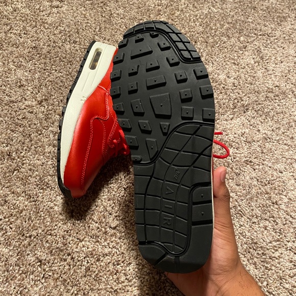 Air max 1 Red Sequin - Picture 3 of 6